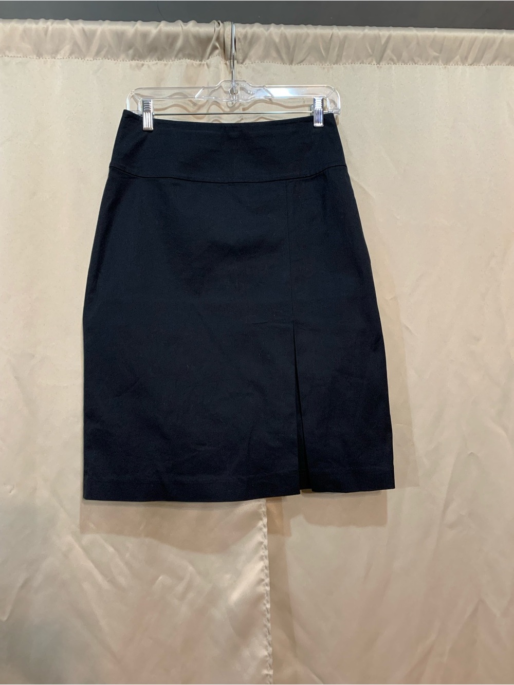 Banana Republic Black Pencil Skirt with Front Slit #103/3